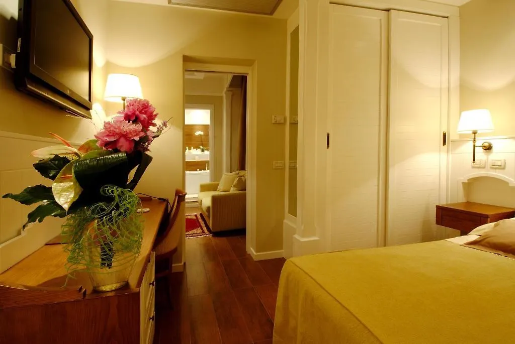 Hotel Gran Bretagna Ριτσιόνε 3*,
